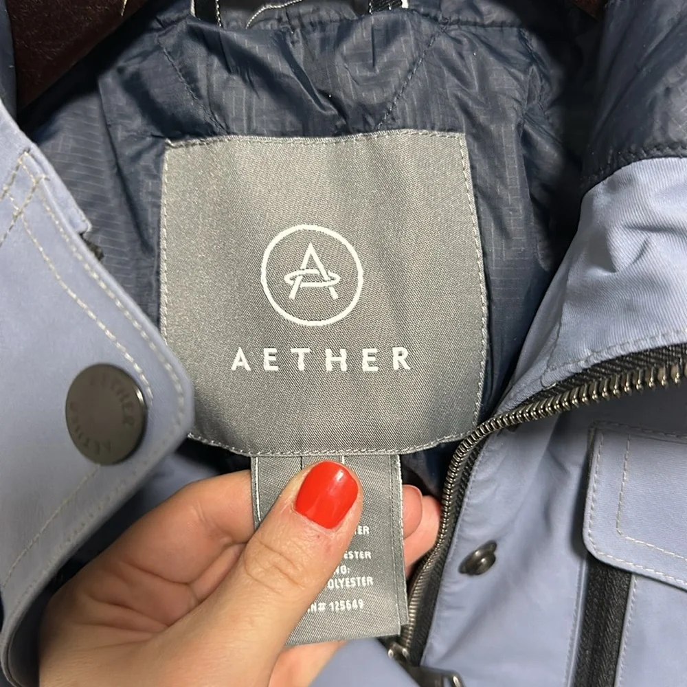 Aether snap pullover jacket. - Picture 2 of 3